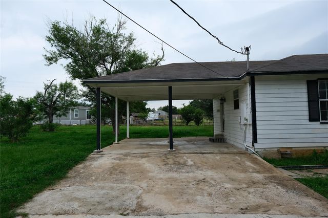 1778 Fm 1704 C, Elgin, TX 78621