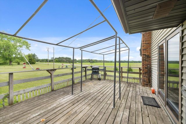 8210 Oakwood Drive SE, Becker, MN 55319