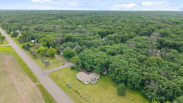 8210 Oakwood Drive SE, Becker, MN 55319