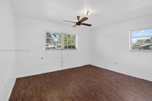 6560 Sherman St, Hollywood, FL 33024