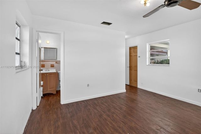 6560 Sherman St, Hollywood, FL 33024