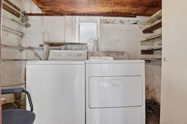 6560 Sherman St, Hollywood, FL 33024