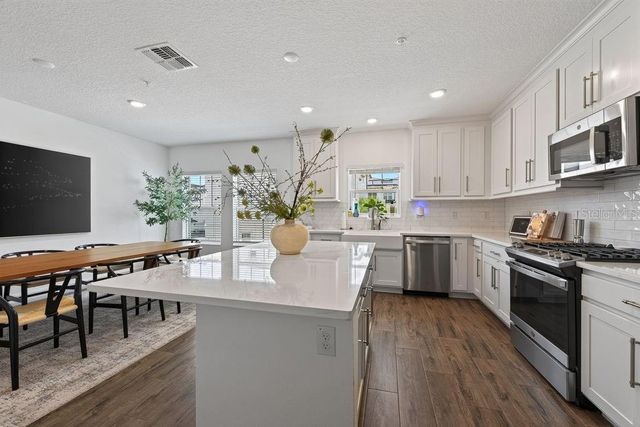 5351 BRIDGE STREET 69, Tampa, FL 33611