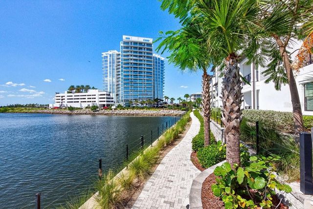 5351 BRIDGE STREET 69, Tampa, FL 33611