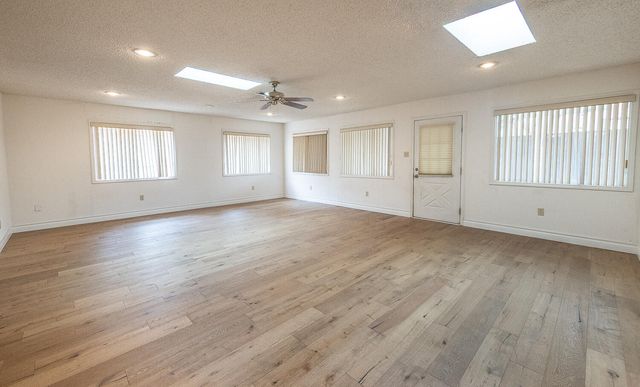 7002 Miami Avenue, Lubbock, TX 79413