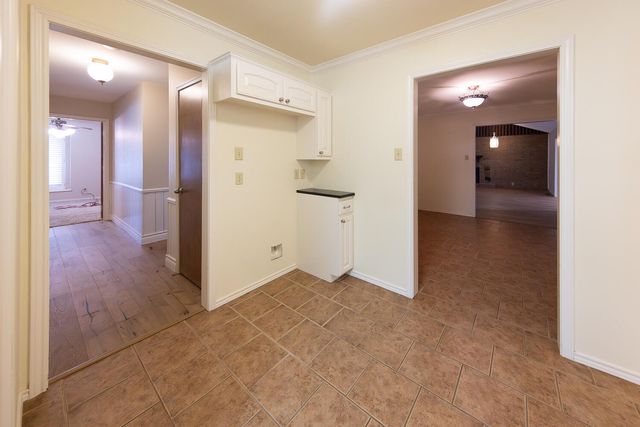 7002 Miami Avenue, Lubbock, TX 79413