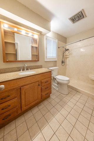7002 Miami Avenue, Lubbock, TX 79413