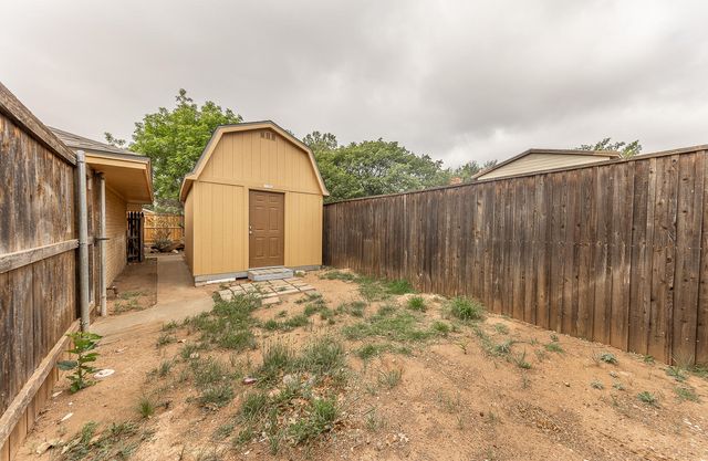 7002 Miami Avenue, Lubbock, TX 79413