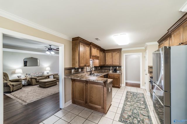 109 Shallowhill Road, Huntsville, AL 35811
