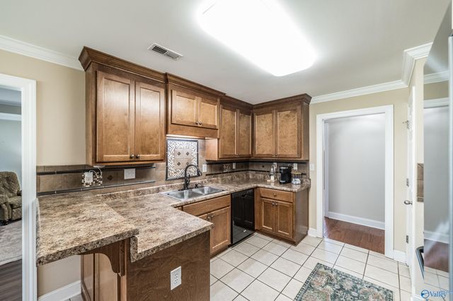 109 Shallowhill Road, Huntsville, AL 35811