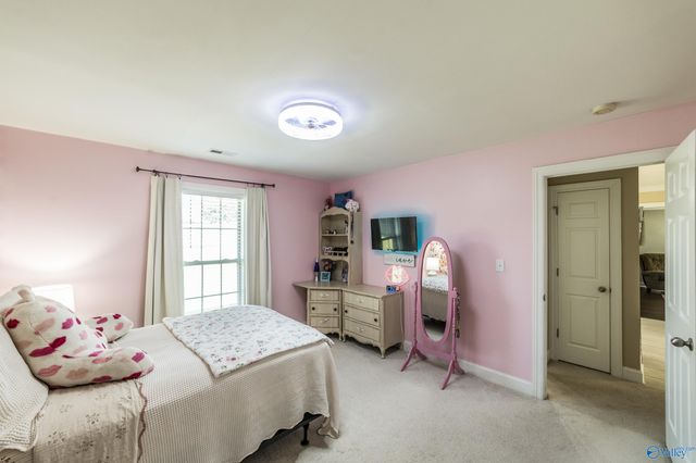 109 Shallowhill Road, Huntsville, AL 35811