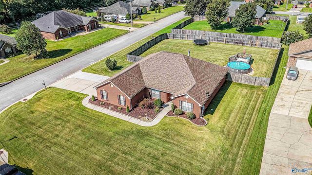109 Shallowhill Road, Huntsville, AL 35811