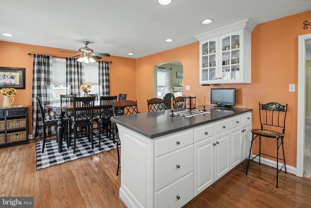 107 CAMERON DR, Wallingford, PA 19086