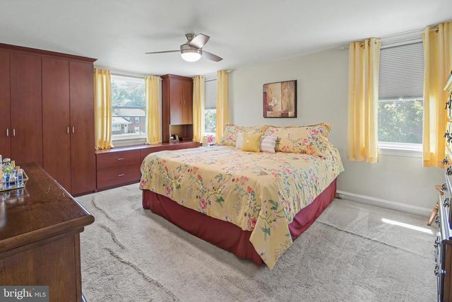 107 CAMERON DR, Wallingford, PA 19086