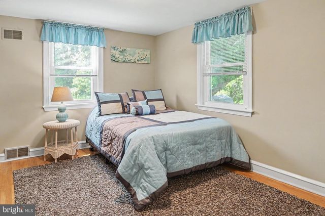107 CAMERON DR, Wallingford, PA 19086