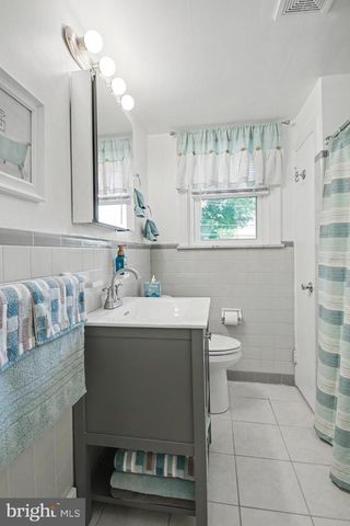 107 CAMERON DR, Wallingford, PA 19086
