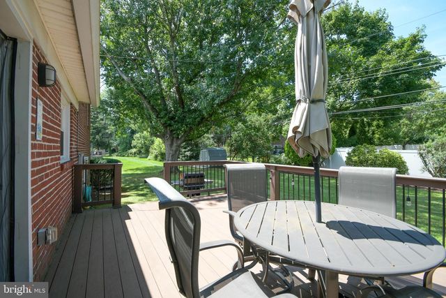 107 CAMERON DR, Wallingford, PA 19086