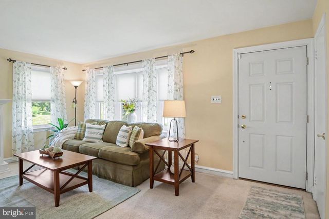 107 CAMERON DR, Wallingford, PA 19086