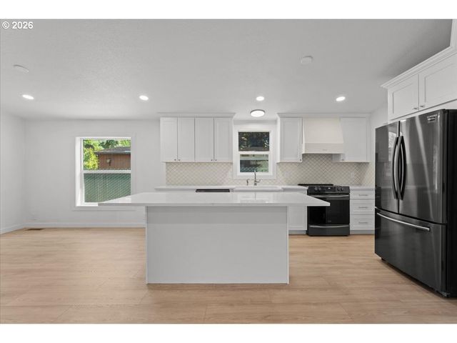4172 Se DRAKE St, Milwaukie, OR 97222