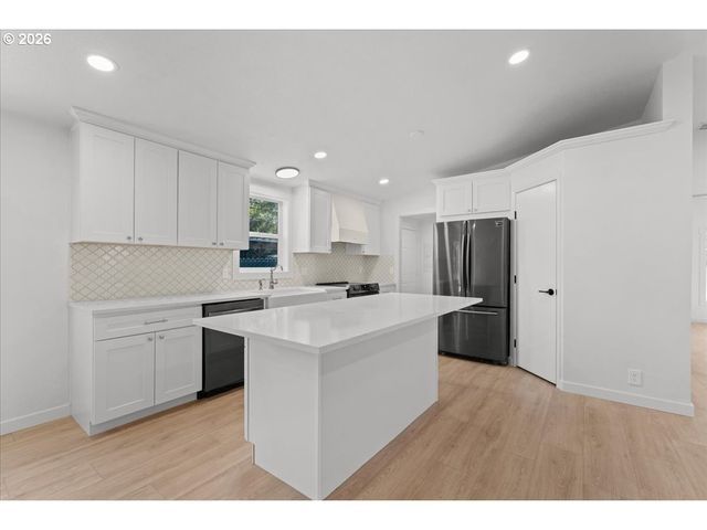 4172 Se DRAKE St, Milwaukie, OR 97222