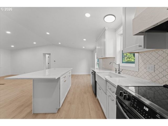 4172 Se DRAKE St, Milwaukie, OR 97222