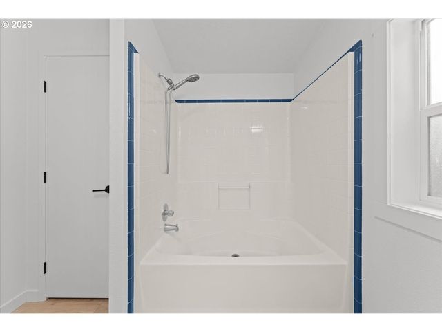 4172 Se DRAKE St, Milwaukie, OR 97222