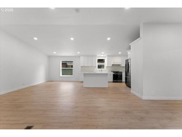 4172 Se DRAKE St, Milwaukie, OR 97222