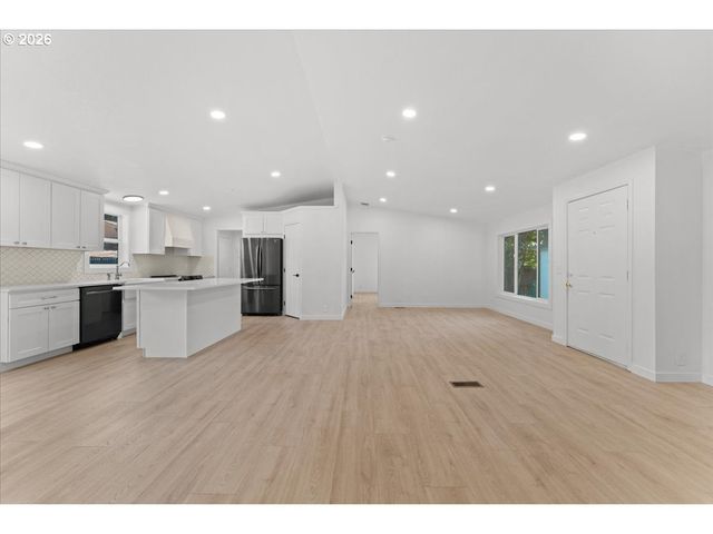 4172 Se DRAKE St, Milwaukie, OR 97222