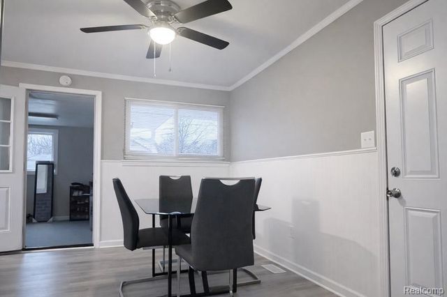 35403 Seville Street, Clinton Charter Township, MI 48035