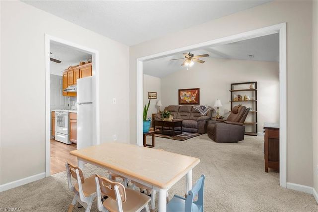 1006 Hastings Hill Road, Kernersville, NC 27284