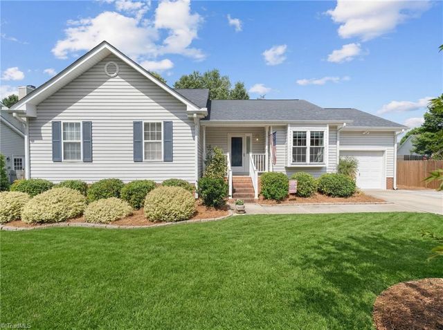 1006 Hastings Hill Road, Kernersville, NC 27284