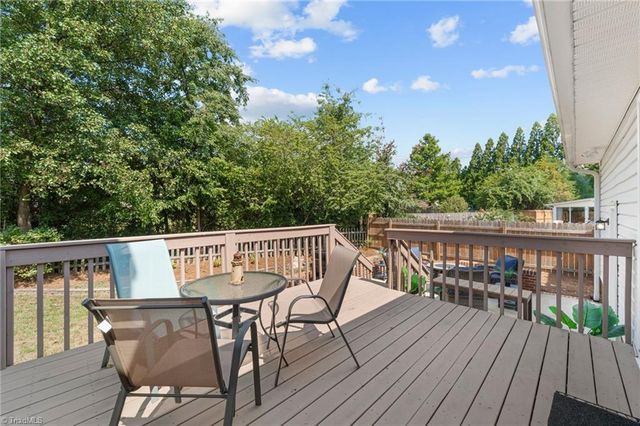 1006 Hastings Hill Road, Kernersville, NC 27284