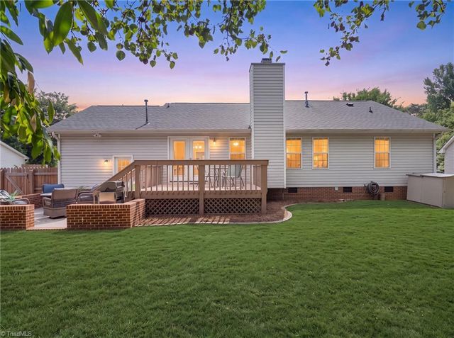1006 Hastings Hill Road, Kernersville, NC 27284