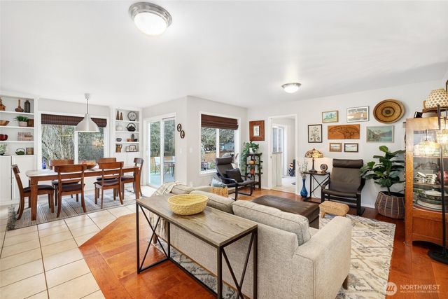 7032 Cavalier Street SW, Olympia, WA 98512