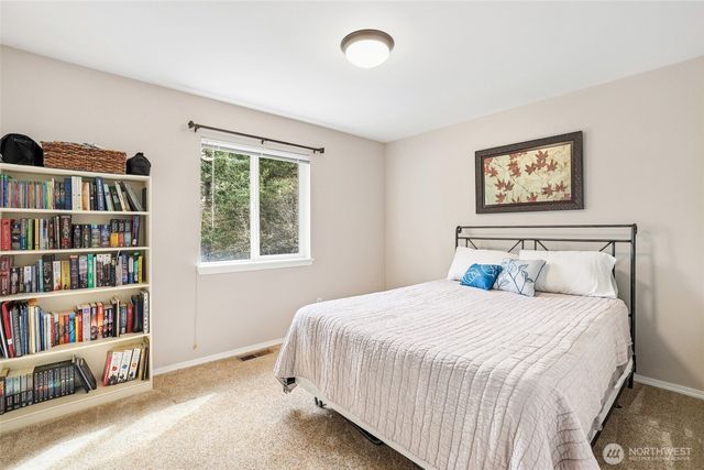 7032 Cavalier Street SW, Olympia, WA 98512