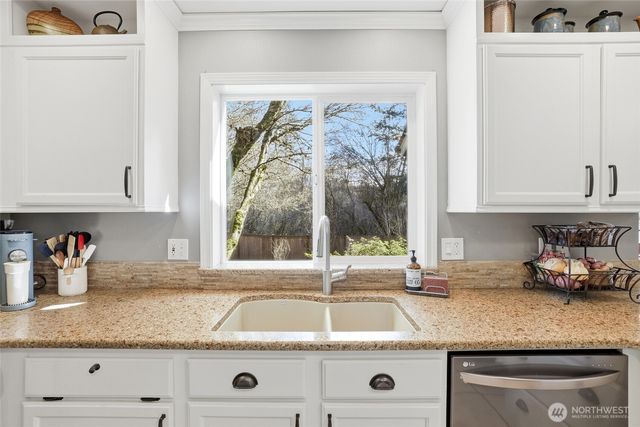 7032 Cavalier Street SW, Olympia, WA 98512