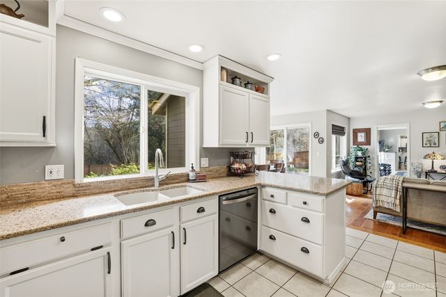 7032 Cavalier Street SW, Olympia, WA 98512