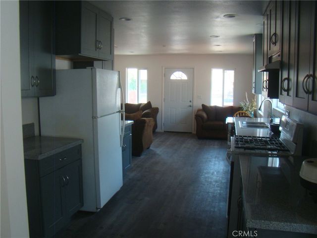 10622 Anzac, Los Angeles, CA 90002