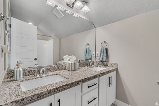 6643 W ROSARITA CT, Herriman, UT 84096