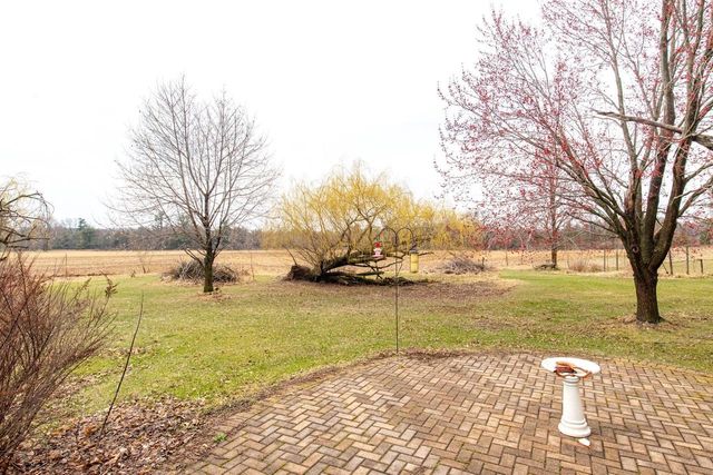 N6677 37TH AVENUE, Fremont, WI 54940