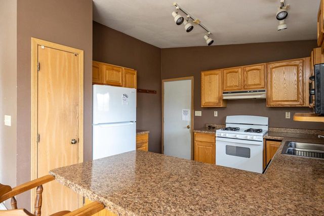 N6677 37TH AVENUE, Fremont, WI 54940