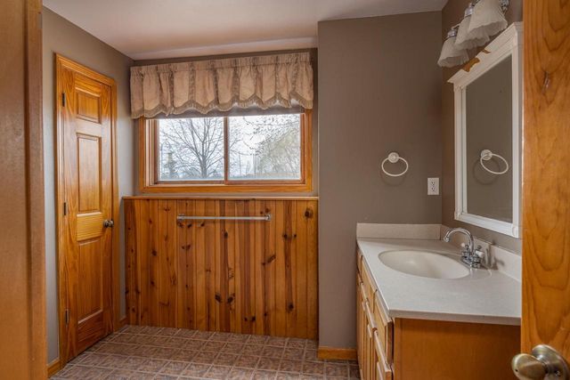 N6677 37TH AVENUE, Fremont, WI 54940
