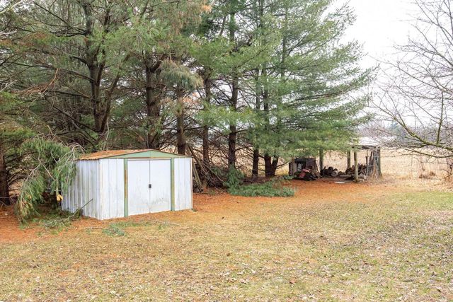 N6677 37TH AVENUE, Fremont, WI 54940