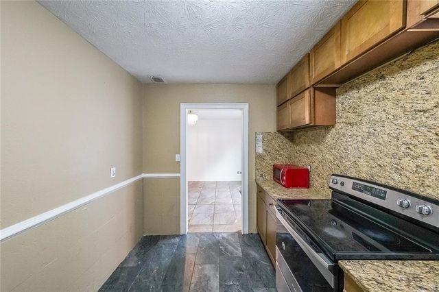 400 Winding River Drive E, Atlanta, GA 30350