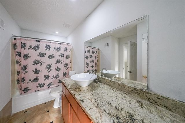 400 Winding River Drive E, Atlanta, GA 30350