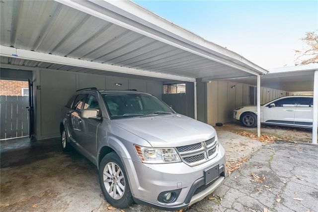 400 Winding River Drive E, Atlanta, GA 30350