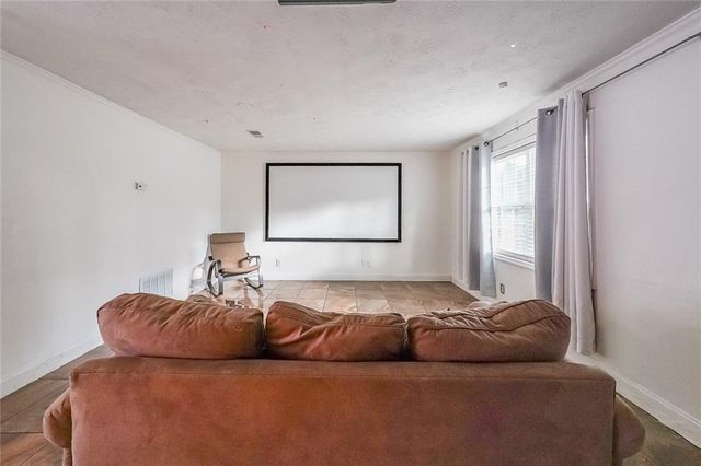 400 Winding River Drive E, Atlanta, GA 30350