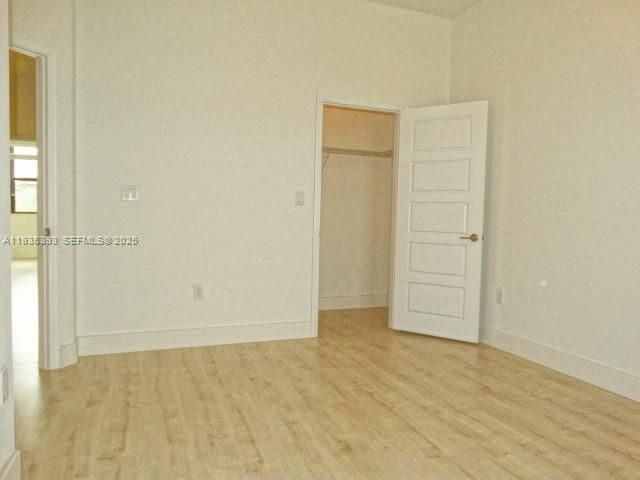 754 NE 191st Ter, Miami, FL 33179