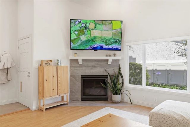 609 Meyer Lane 11, Redondo Beach, CA 90278