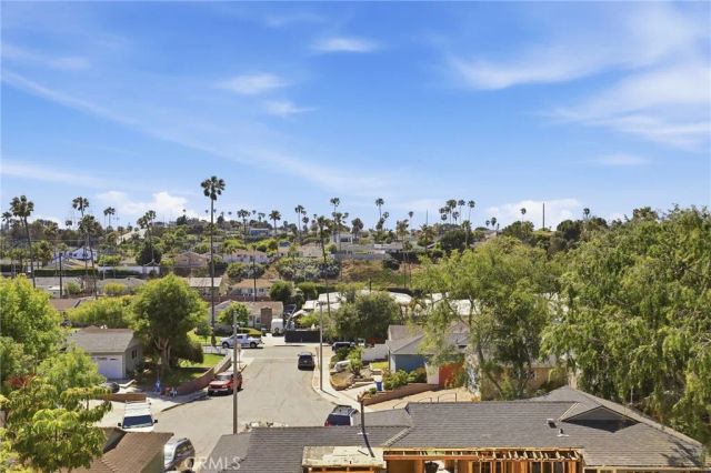 609 Meyer Lane 11, Redondo Beach, CA 90278